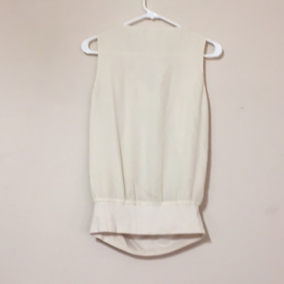 Chiana SILK Sleeveless blouse - Picture 5 of 7